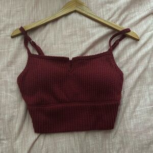 red hollister top